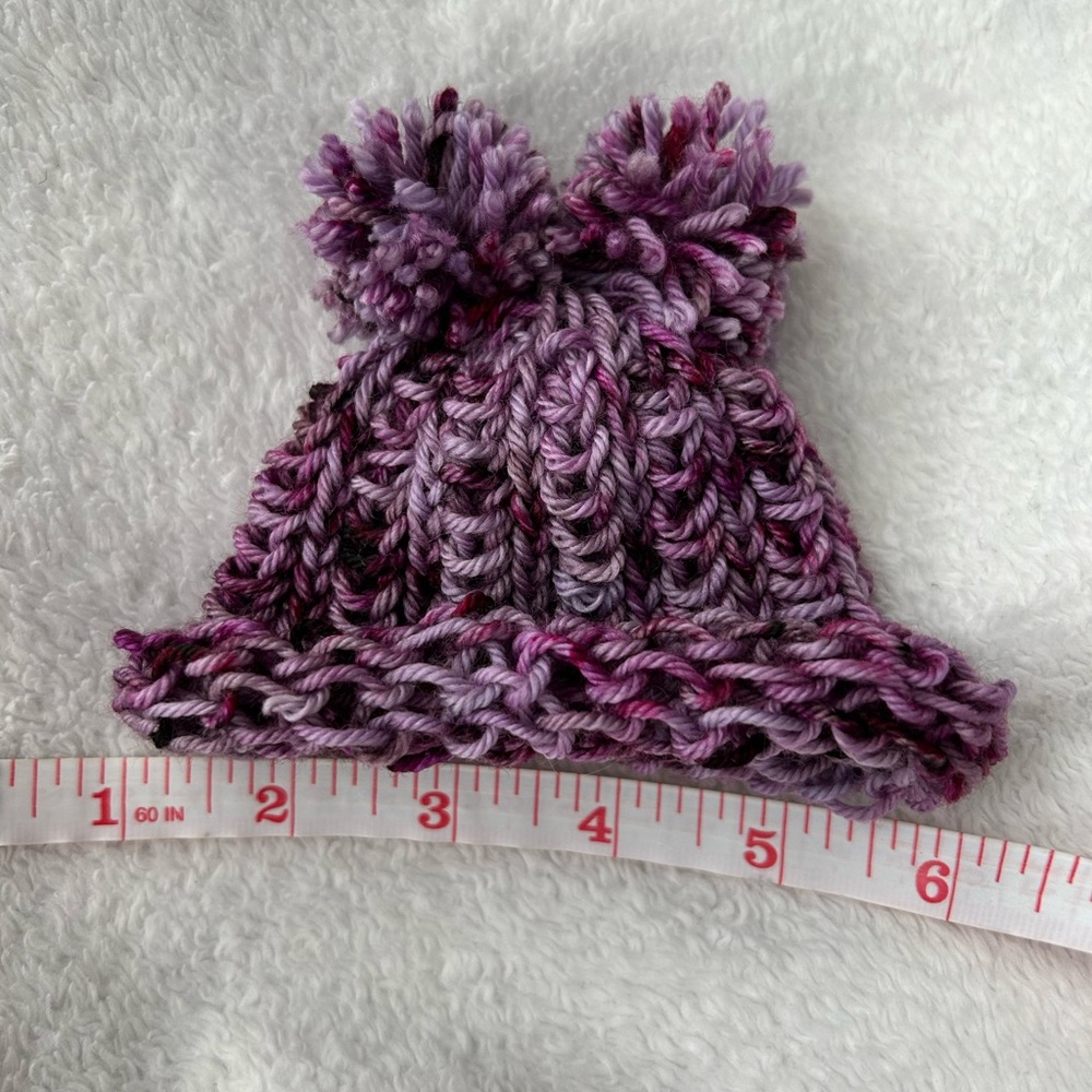 DONATED Purple Hand Knitted Newborn Baby Beanie Hat - Picture 3 of 3